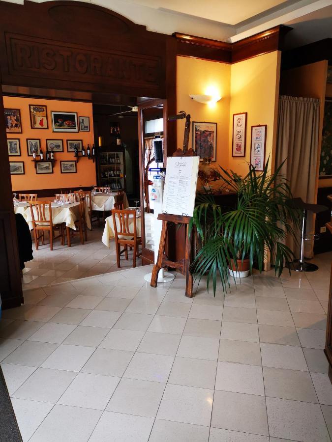 Osteria Dei Locandieri Abbadia San Salvator Exterior foto
